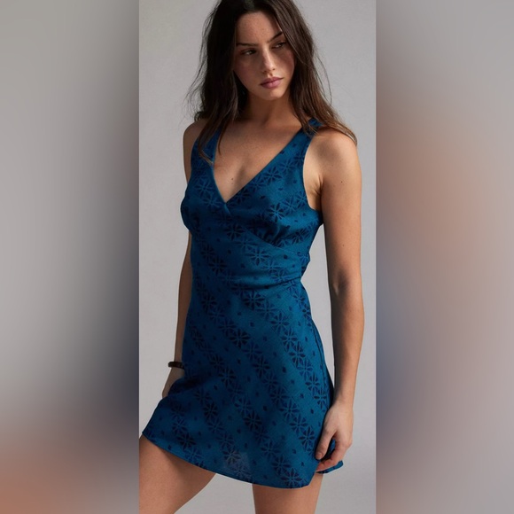 Urban Outfitters Dresses & Skirts - Urban Renewal Remnants Printed Dress